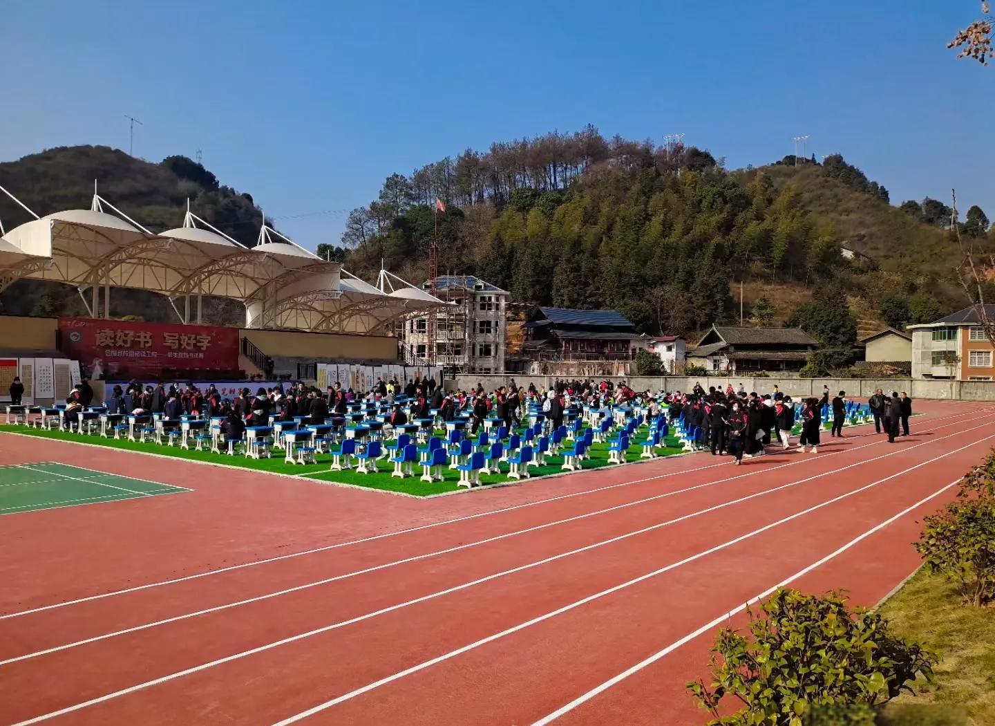 巴音郭楞蒙古自治州硅PU人造草坪 - 价格